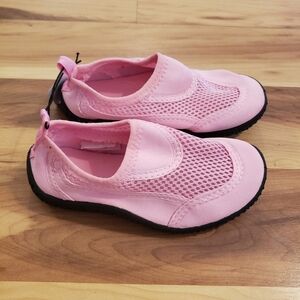 Toddler water shoe